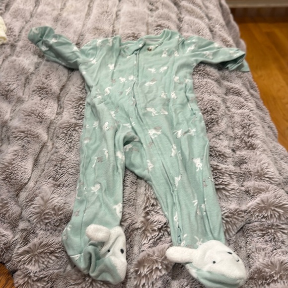 Carter's Other - 6 month onesie